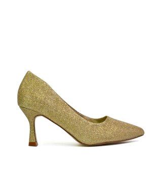 Zapatos de tacón dorados con textura