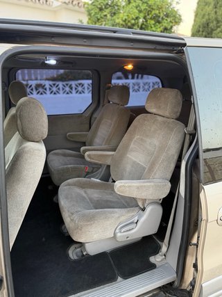 KIA  CARNIVAL 2005