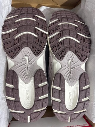 Zapatillas Nike Mujer Rosa y Morado