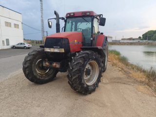 Tractor Case IH MX135