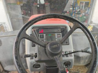 Tractor Case IH MX135