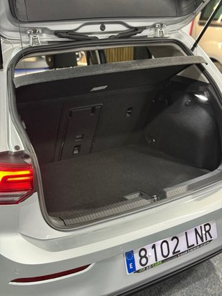 Volkswagen Golf 2021