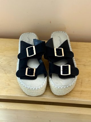 Sandalias de plataforma negras para mujer