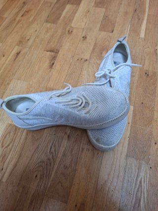 Zapatos blancos No Name