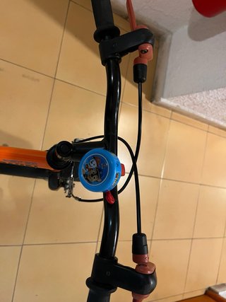 Bicicleta infantil naranja