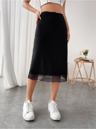 Falda negra elástica