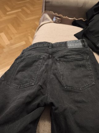 Pantalón corto vaquero hombre negro/gris
