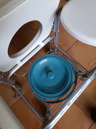 Silla de baño portátil