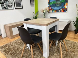 Mesa extensible + 4 sillas nórdicas