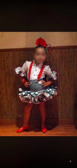 Traje de flamenca niña