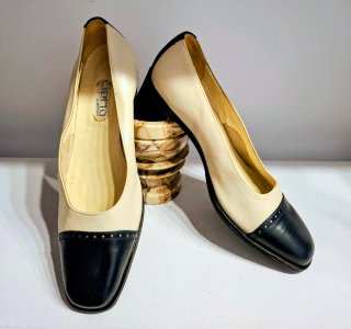 Scarpe eleganti bicolore n. 36.5