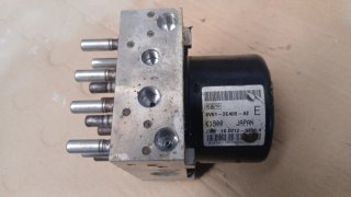 ABS 8V61-2C405-AE JAPAN