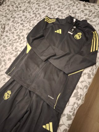 Chándal Real Madrid Adidas Negro y Amarillo