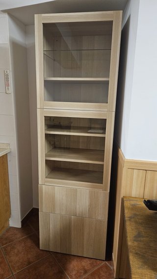 Armario Vitrina BESTA Ikea Madera y Cristal