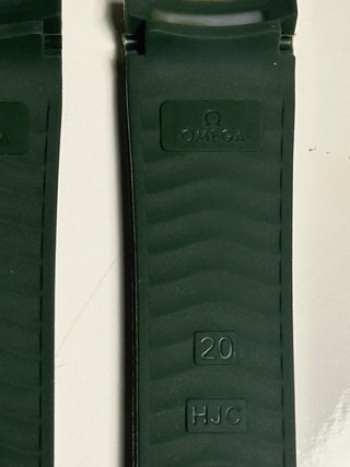 Correa Caucho Omega by Swatch color verde.