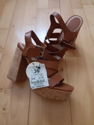 Sandalias Stradivarius Marrones Talla 36
