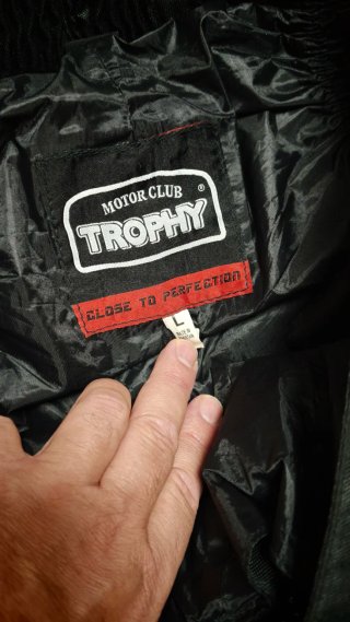 Pantalón de moto negro talla L.