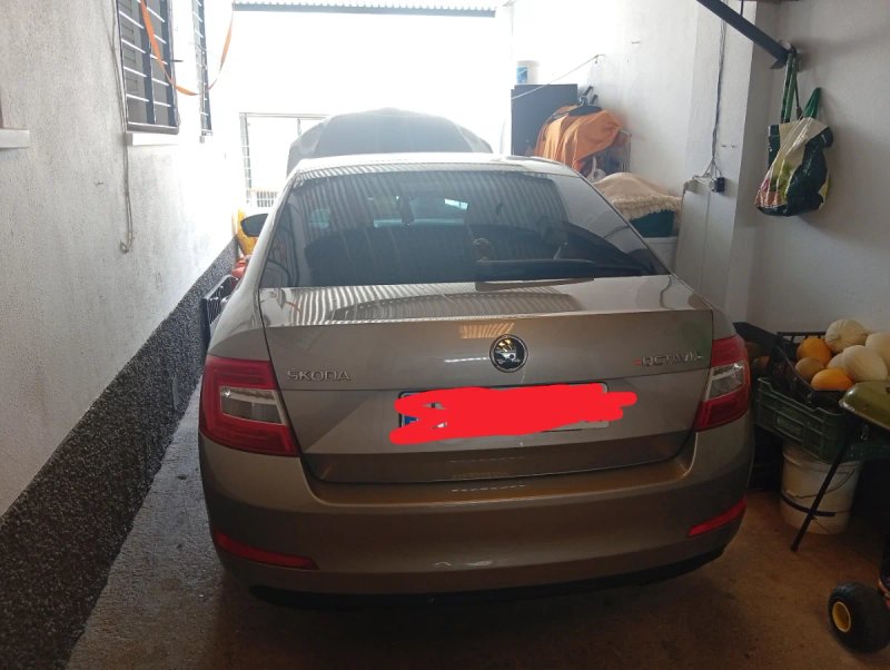 Skoda Octavia 2013 - foto 1