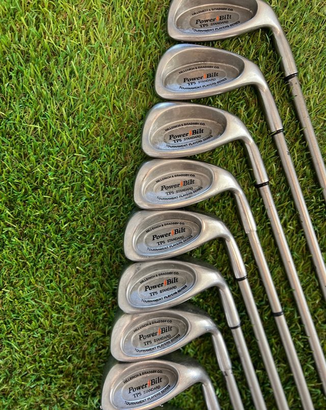Palos de Golf POWERBILT y CALLAWAY