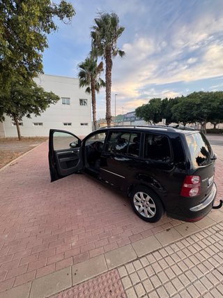 Volkswagen Touran 2009