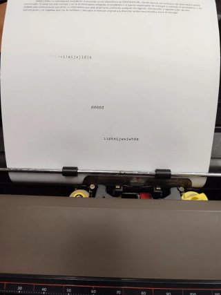Máquina de escribir eléctrica Gabriele 9009