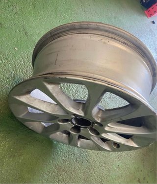 Llanta 16 Audi A3 8V
