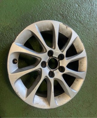 Llanta 16 Audi A3 8V