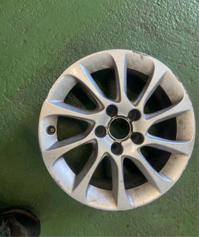 Llanta 16 Audi A3 8V