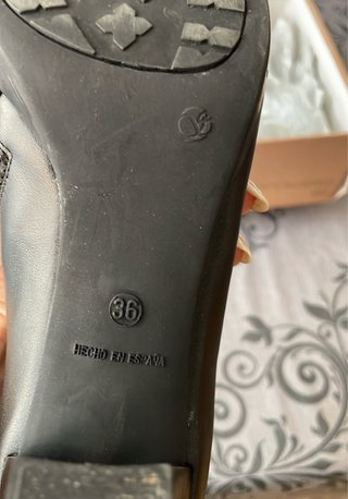 Zapatos tacón negros fabricación española