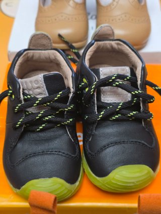 Lote 3 pares zapatillas Biomecanics Talla 19