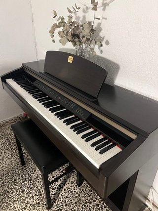 Piano Digital Yamaha Clavinova CLP120