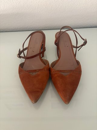 Zapatos de ante camel con tiras