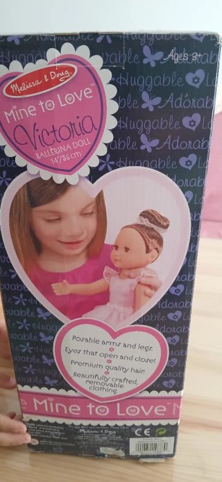 Muñeca Bailarina Victoria Melissa & Doug