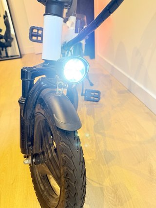 Bicicleta Eléctrica Plegable Blanca
