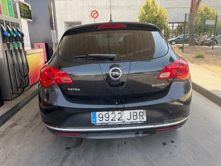 Opel Astra 2015
