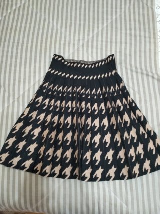 Falda Cherry Koko, Talla M