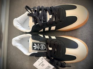 Adidas Samba Zapatillas Beige y Negro