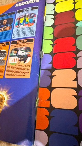 Álbum Mundial lleno al 100% y Cromos