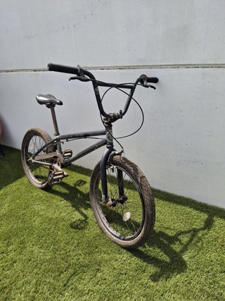 Bicicleta BMX Freestyle Negra MONSTER