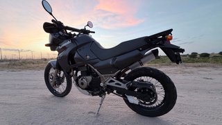 Kawasaki KLE 500 Adventure Moto