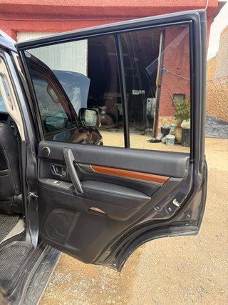 Mitsubishi Montero 2007