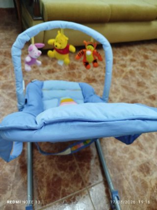 Hamaca para bebé azul con peluches