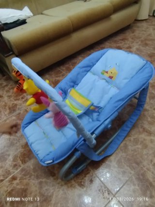 Hamaca para bebé azul con peluches