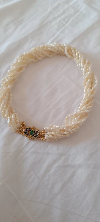 Collar de perlas naturales antiguo