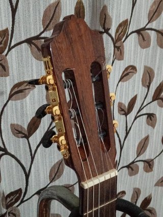Guitarra Clásica José Ramírez
