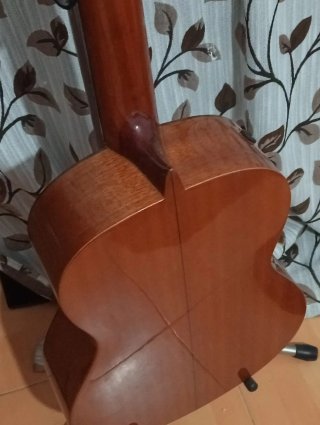 Guitarra Clásica José Ramírez