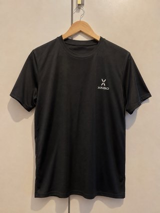 Camiseta XINSO negra entrenamiento nueva