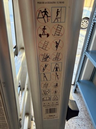 Escalera telescópica de aluminio