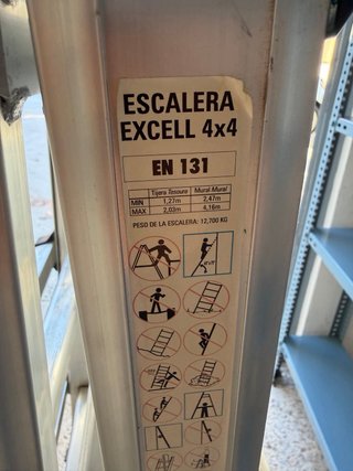 Escalera telescópica de aluminio