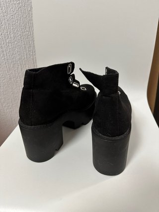 Botines Pull&Bear negros plataforma